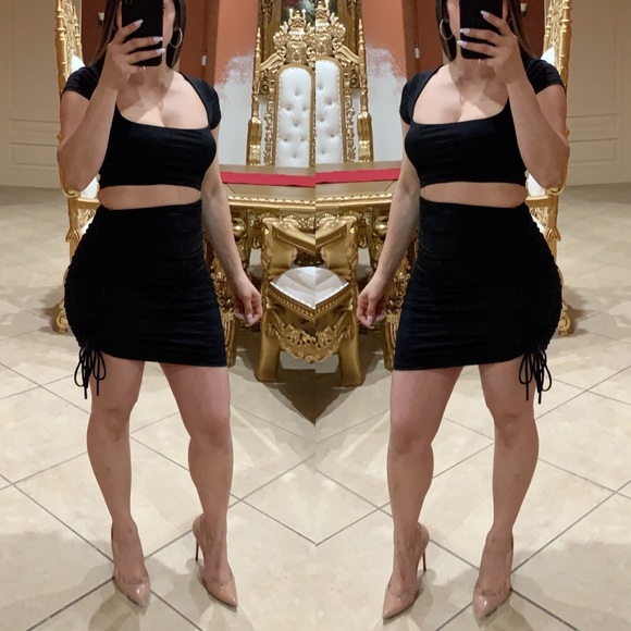 JESSYE Cut Out Side Ruched Bodycon Dress - Picture 2 of 4